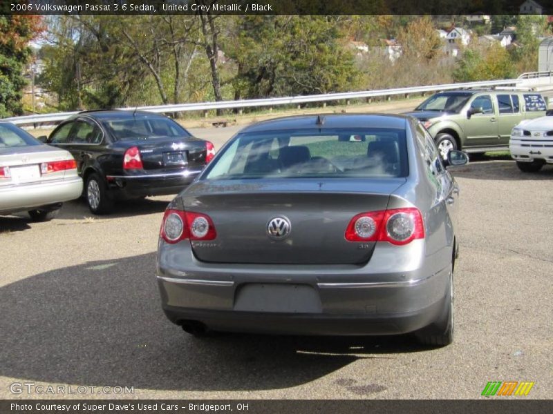 United Grey Metallic / Black 2006 Volkswagen Passat 3.6 Sedan