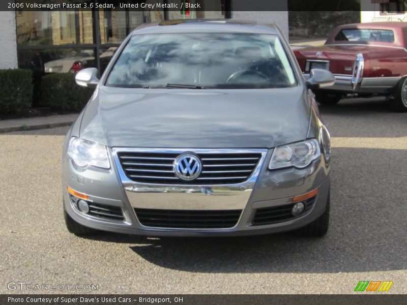 United Grey Metallic / Black 2006 Volkswagen Passat 3.6 Sedan