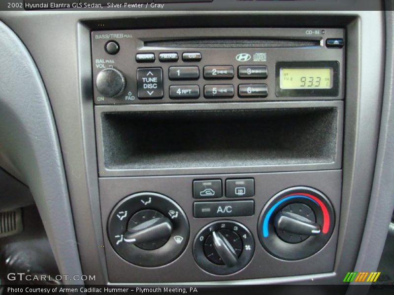 Silver Pewter / Gray 2002 Hyundai Elantra GLS Sedan