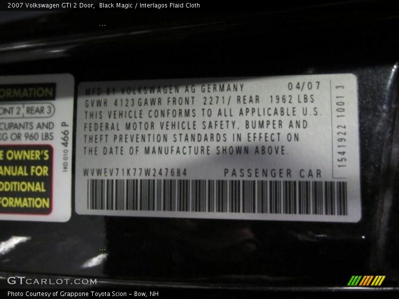 Black Magic / Interlagos Plaid Cloth 2007 Volkswagen GTI 2 Door