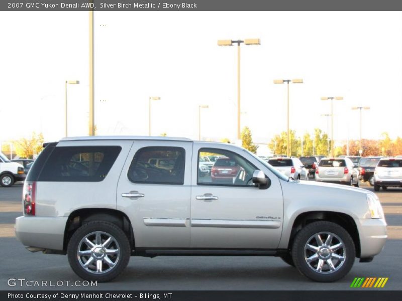 Silver Birch Metallic / Ebony Black 2007 GMC Yukon Denali AWD