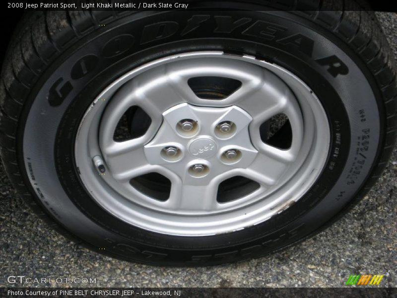 Light Khaki Metallic / Dark Slate Gray 2008 Jeep Patriot Sport