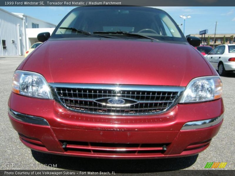 Toreador Red Metallic / Medium Parchment 1999 Ford Windstar SE