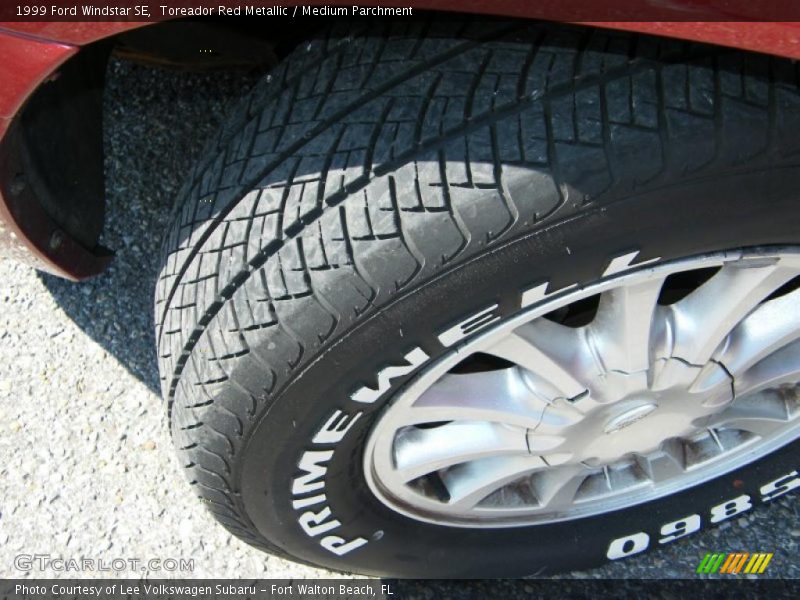 Toreador Red Metallic / Medium Parchment 1999 Ford Windstar SE