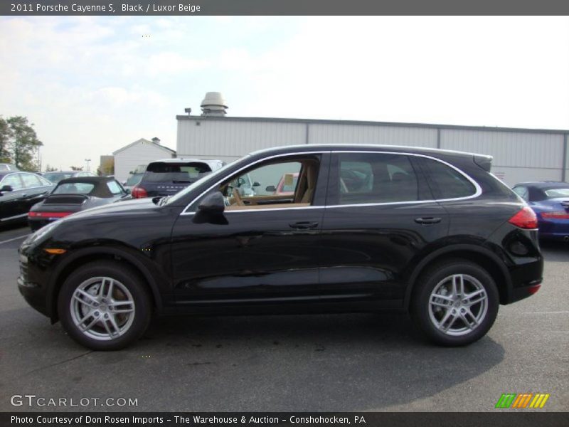 Black / Luxor Beige 2011 Porsche Cayenne S