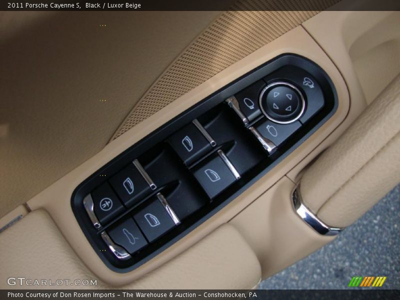 Controls of 2011 Cayenne S