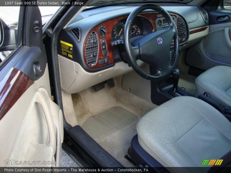  1997 900 SE Turbo Sedan Beige Interior