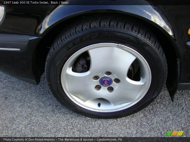  1997 900 SE Turbo Sedan Wheel