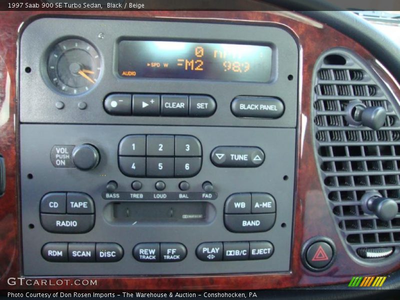 Controls of 1997 900 SE Turbo Sedan