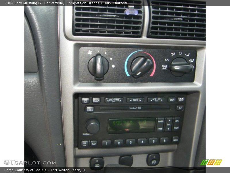 Controls of 2004 Mustang GT Convertible