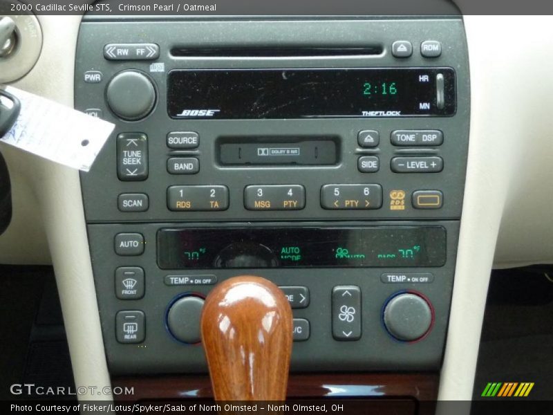 Controls of 2000 Seville STS