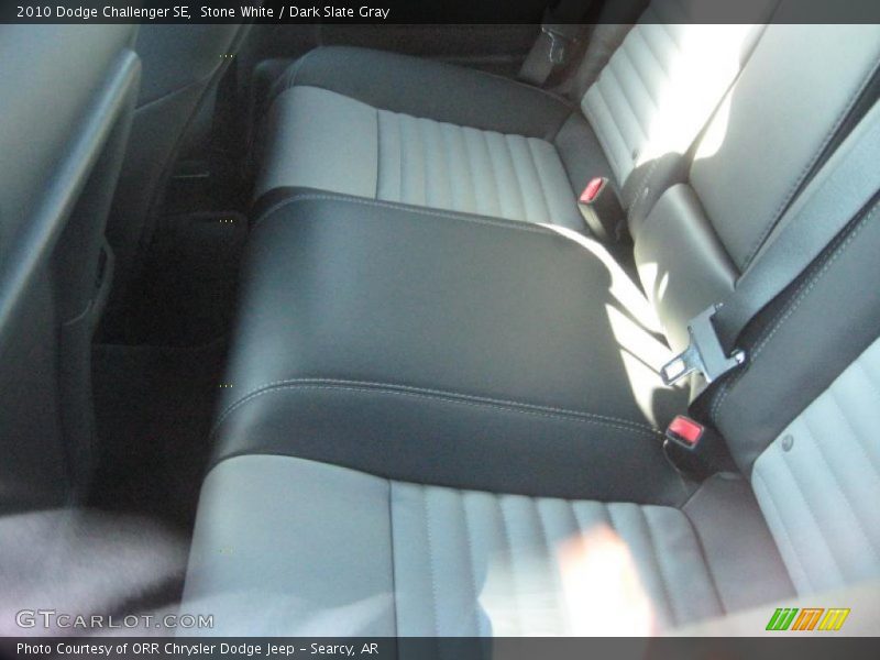 Stone White / Dark Slate Gray 2010 Dodge Challenger SE