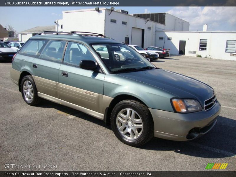 Front 3/4 View of 2000 Outback Limited Wagon