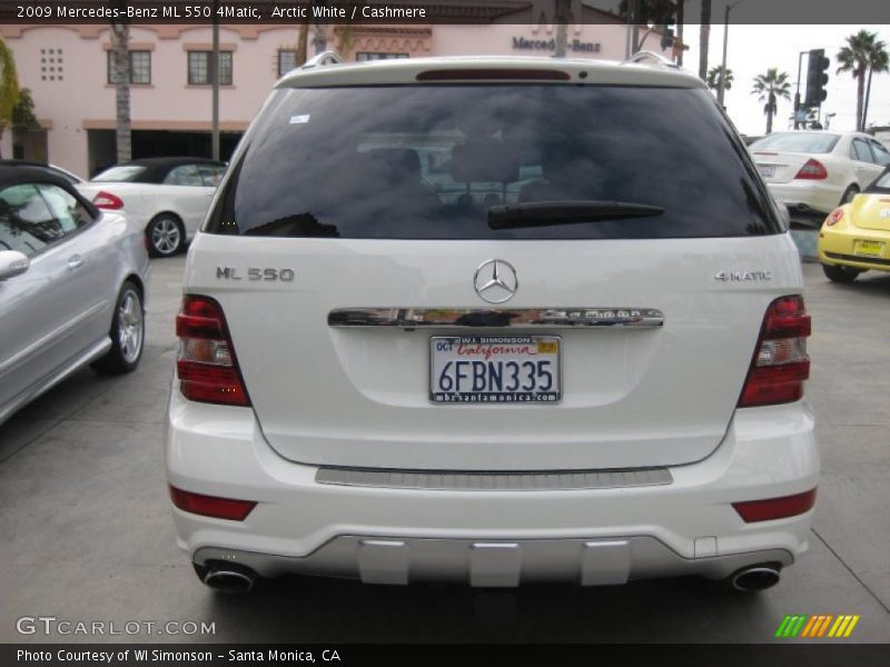 Arctic White / Cashmere 2009 Mercedes-Benz ML 550 4Matic