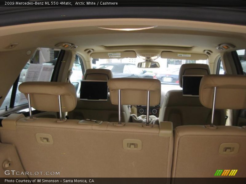 Arctic White / Cashmere 2009 Mercedes-Benz ML 550 4Matic