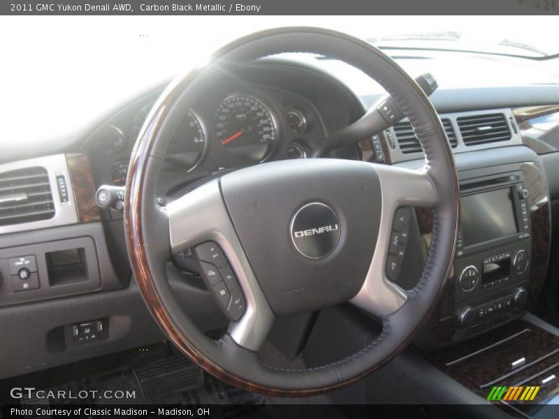  2011 Yukon Denali AWD Steering Wheel