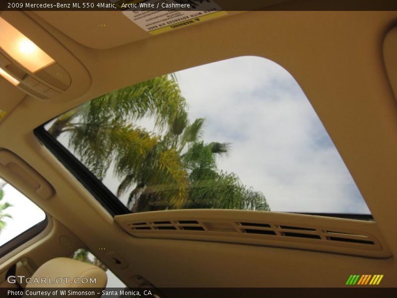 Sunroof of 2009 ML 550 4Matic