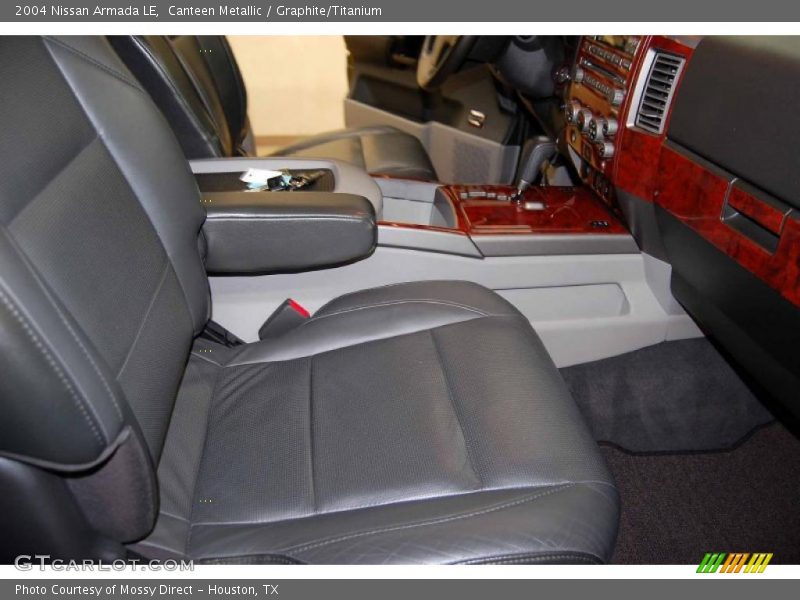Canteen Metallic / Graphite/Titanium 2004 Nissan Armada LE