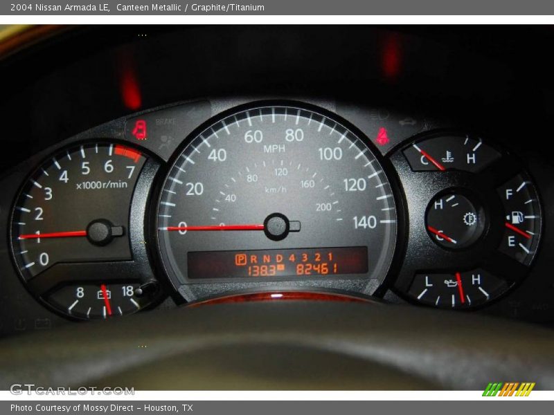 Canteen Metallic / Graphite/Titanium 2004 Nissan Armada LE