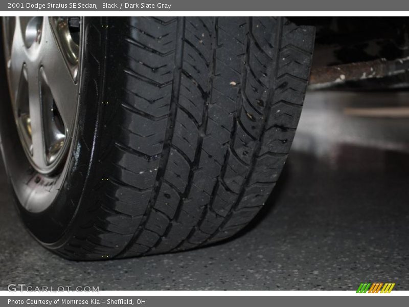 Black / Dark Slate Gray 2001 Dodge Stratus SE Sedan