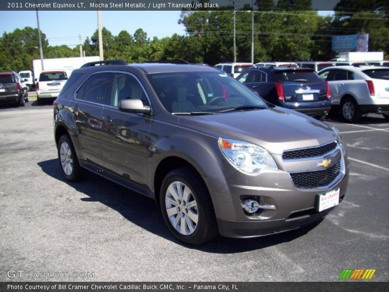 Front 3/4 View of 2011 Equinox LT