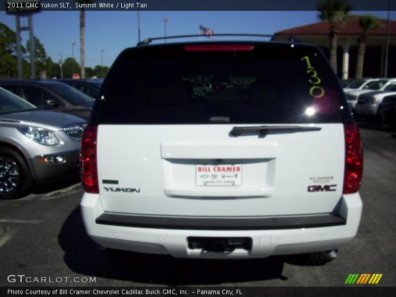 Summit White / Light Tan 2011 GMC Yukon SLT
