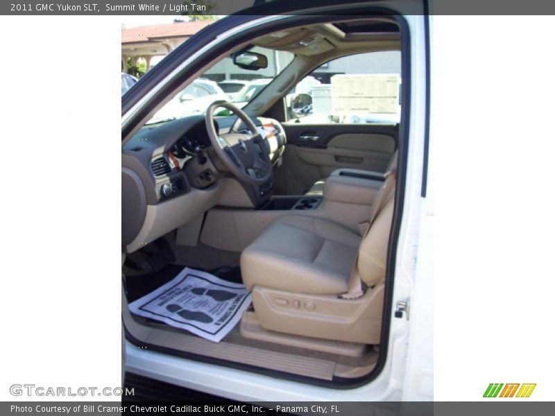Summit White / Light Tan 2011 GMC Yukon SLT
