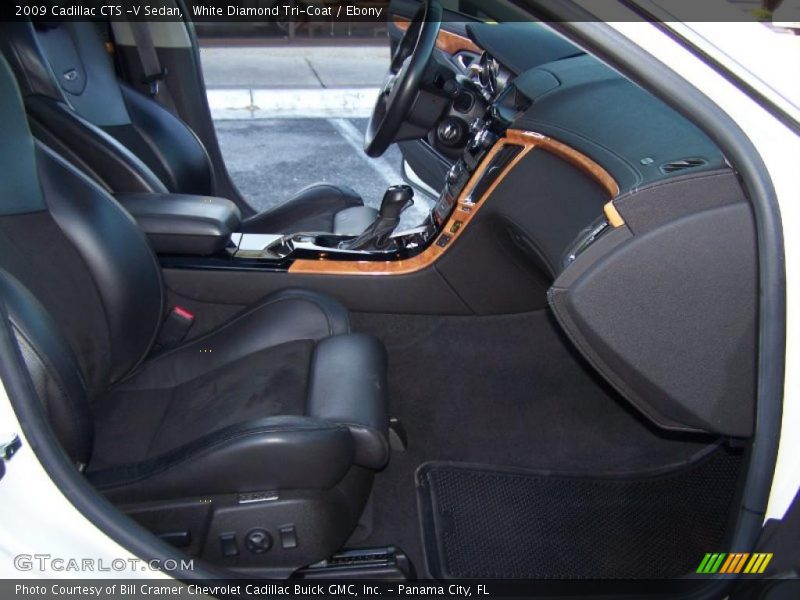  2009 CTS -V Sedan Ebony Interior