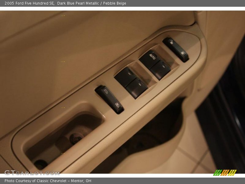 Dark Blue Pearl Metallic / Pebble Beige 2005 Ford Five Hundred SE