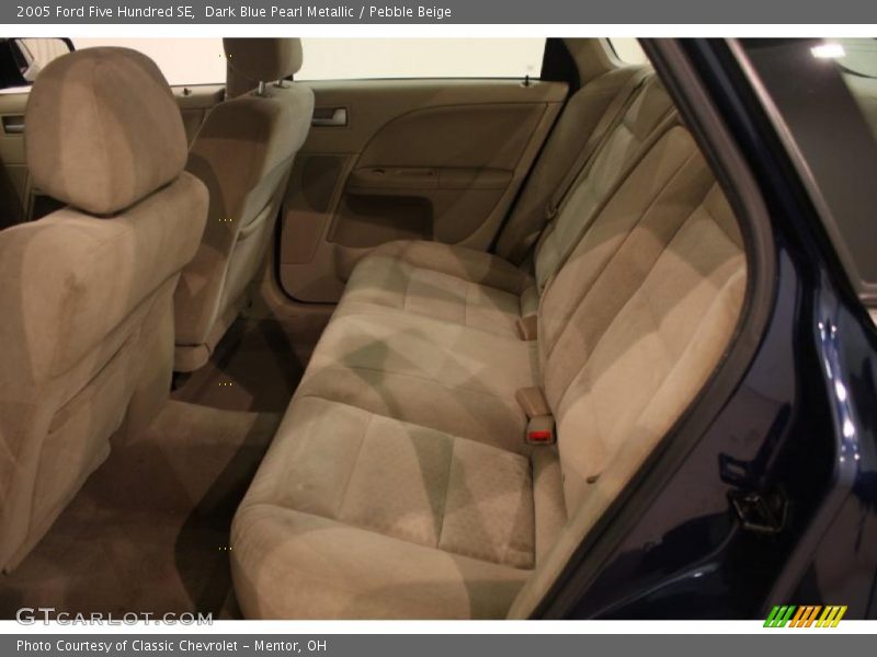  2005 Five Hundred SE Pebble Beige Interior