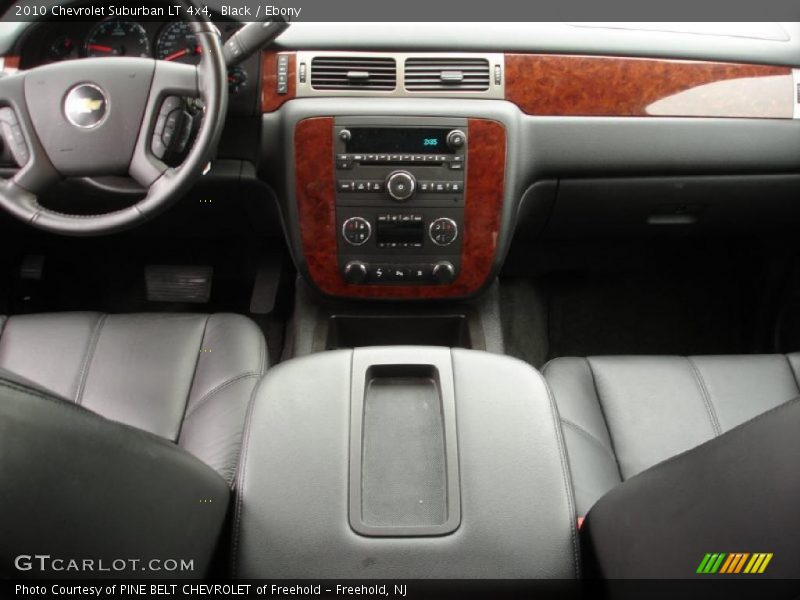 Black / Ebony 2010 Chevrolet Suburban LT 4x4