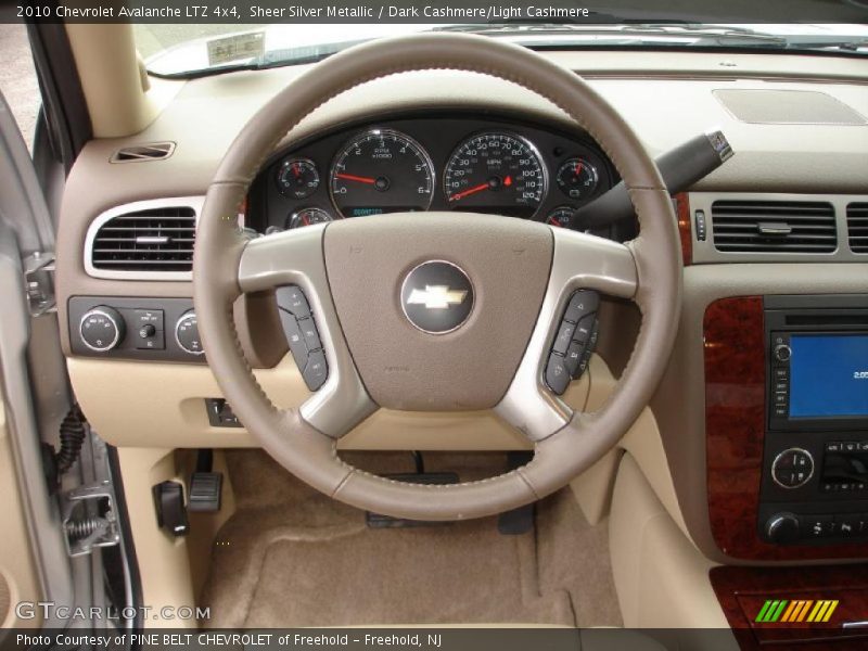  2010 Avalanche LTZ 4x4 Steering Wheel