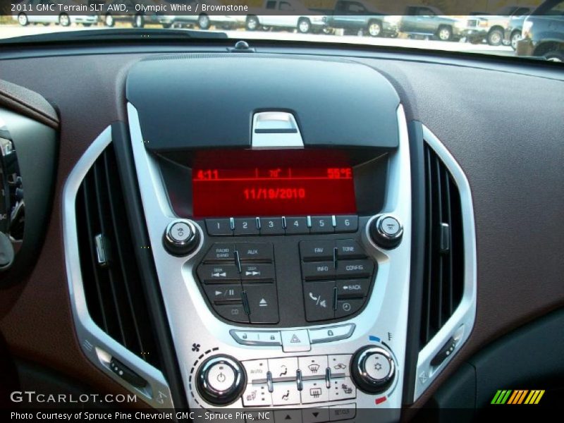 Controls of 2011 Terrain SLT AWD