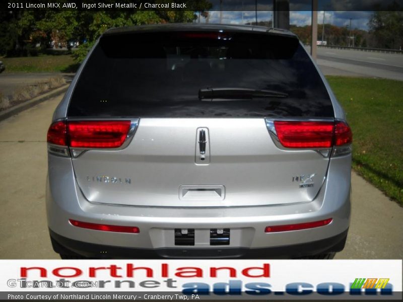 Ingot Silver Metallic / Charcoal Black 2011 Lincoln MKX AWD