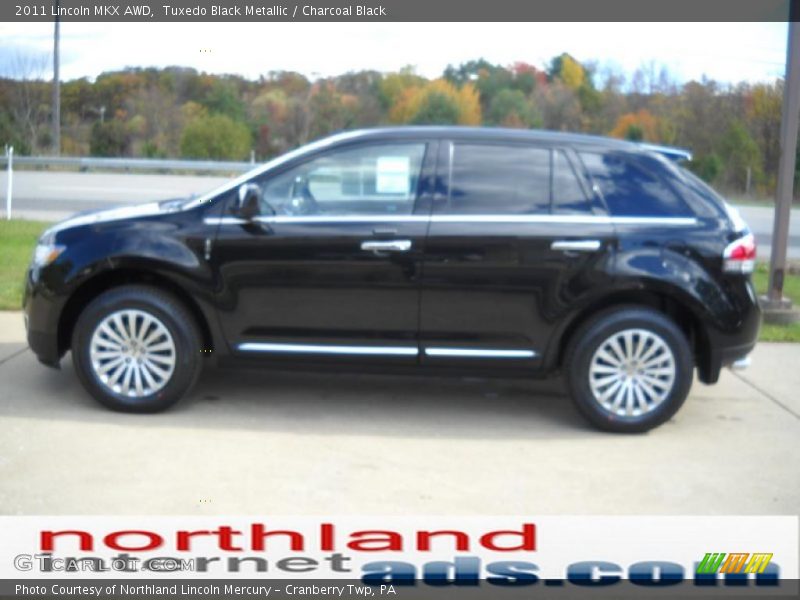 Tuxedo Black Metallic / Charcoal Black 2011 Lincoln MKX AWD
