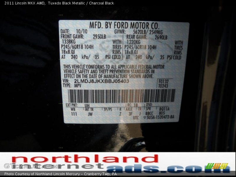 Tuxedo Black Metallic / Charcoal Black 2011 Lincoln MKX AWD