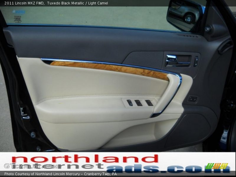 Tuxedo Black Metallic / Light Camel 2011 Lincoln MKZ FWD