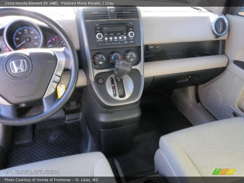 Dashboard of 2009 Element EX AWD