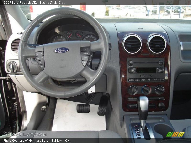 Black / Shale Grey 2007 Ford Freestyle SEL