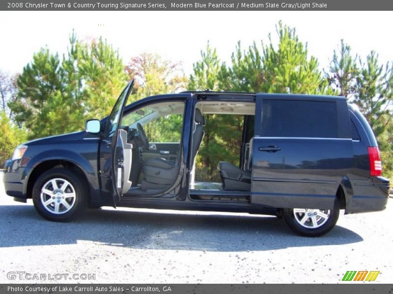 Modern Blue Pearlcoat / Medium Slate Gray/Light Shale 2008 Chrysler Town & Country Touring Signature Series