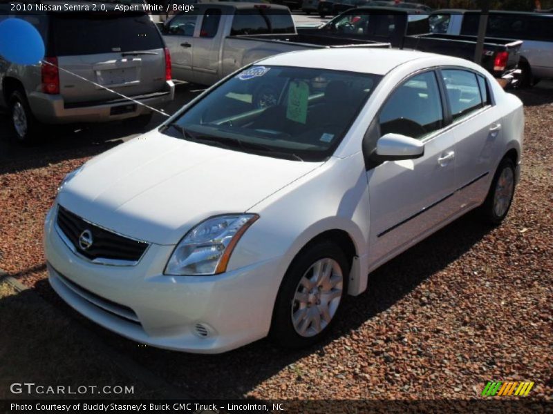 Aspen White / Beige 2010 Nissan Sentra 2.0