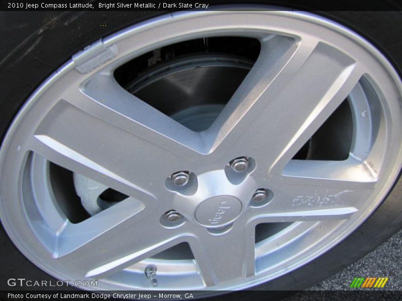 Bright Silver Metallic / Dark Slate Gray 2010 Jeep Compass Latitude