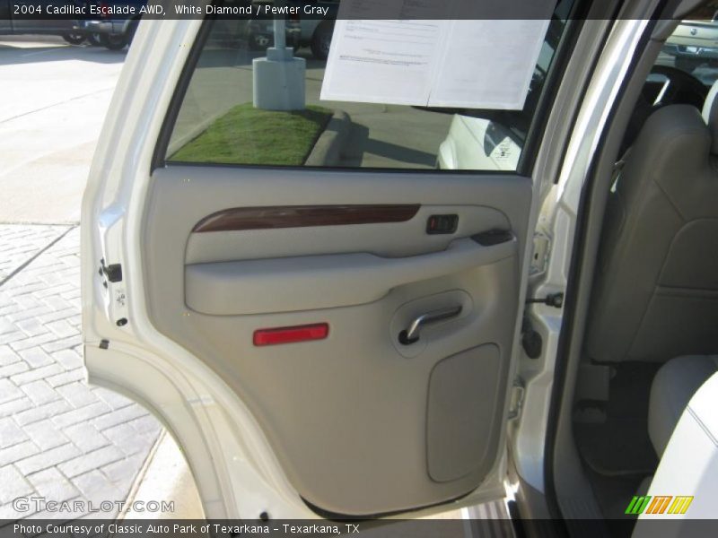 White Diamond / Pewter Gray 2004 Cadillac Escalade AWD