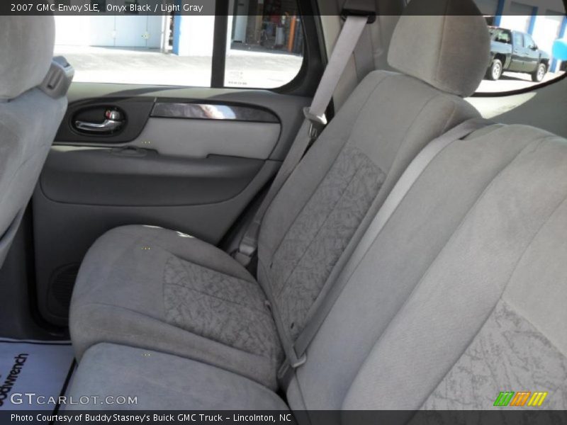Onyx Black / Light Gray 2007 GMC Envoy SLE