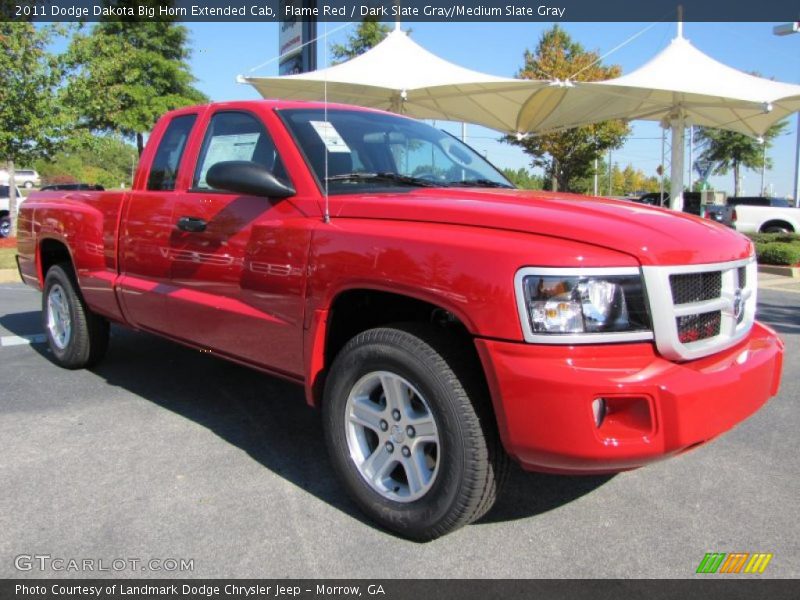 Front 3/4 View of 2011 Dakota Big Horn Extended Cab