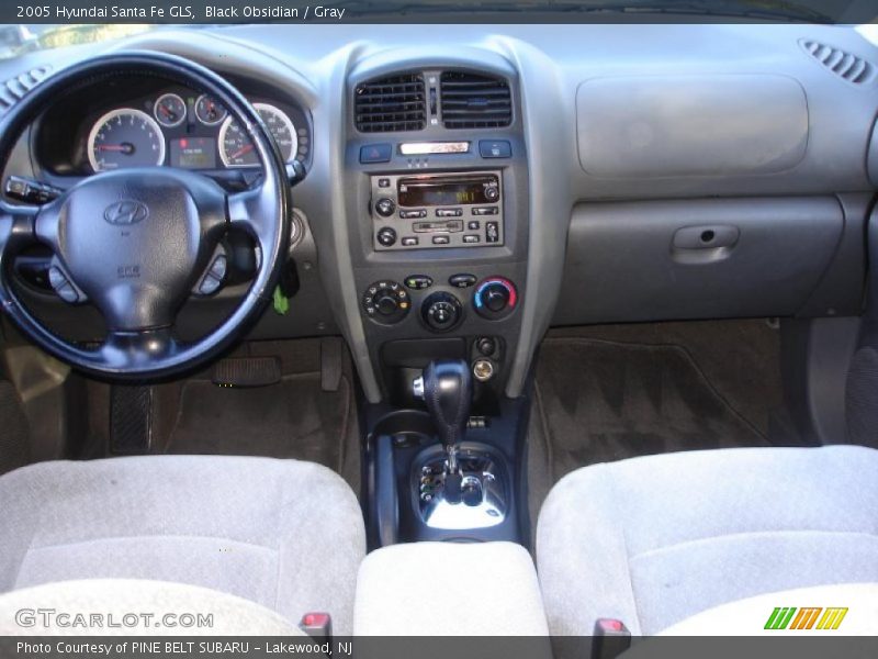 Dashboard of 2005 Santa Fe GLS