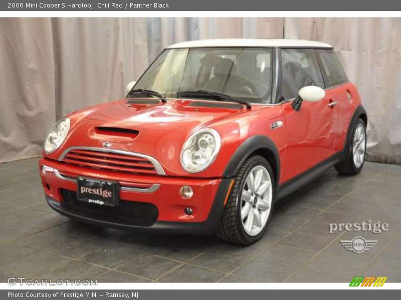 Chili Red / Panther Black 2006 Mini Cooper S Hardtop