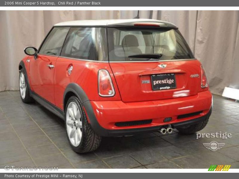 Chili Red / Panther Black 2006 Mini Cooper S Hardtop