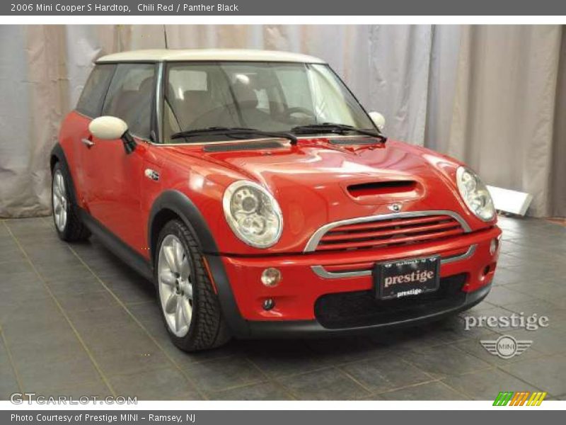 Chili Red / Panther Black 2006 Mini Cooper S Hardtop