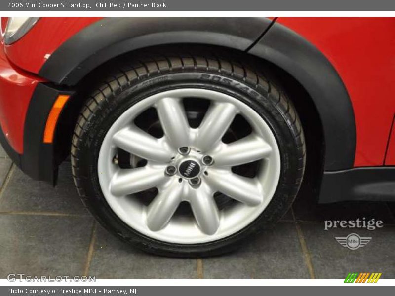 Chili Red / Panther Black 2006 Mini Cooper S Hardtop